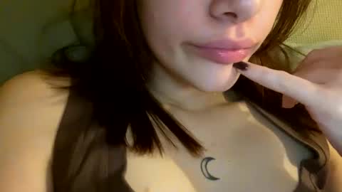 Snapshot of agnes_your chatting on 10.08.25 Agnes online show from 10.08.25