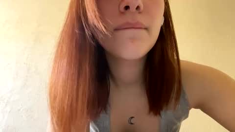 Snapshot of agnes_your chatting on 10.18.25 Agnes online show from 10.18.25