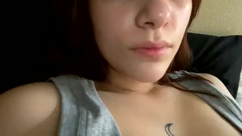 Snapshot of agnes_your chatting on 10.26.25 Agnes online show from 10.26.25