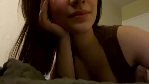 Snapshot of agnes_your chatting on 11.02.25 Agnes online show from 11.02.25