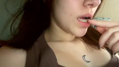 Snapshot of agnes_your chatting on 11.03.25 Agnes online show from 11.03.25