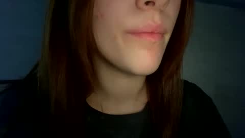 Snapshot of agnes_your chatting on 11.18.25 Agnes online show from 11.18.25