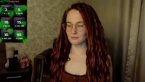 Snapshot of agnesgraham chatting on 10.29.25 Agnes online show from 10.29.25