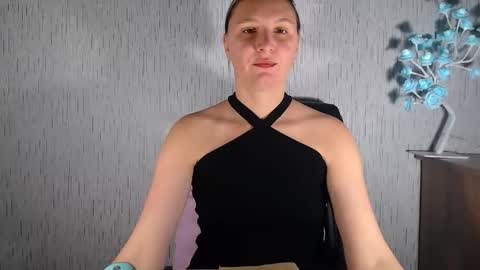 Snapshot of agnete_ chatting on 10.14.25 encyclopedia of naughty online show from 10.14.25