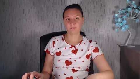 Snapshot of agnete_ chatting on 10.28.25 encyclopedia of naughty online show from 10.28.25