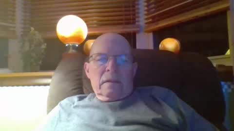 aguynrkfrd online show from 11.24.25