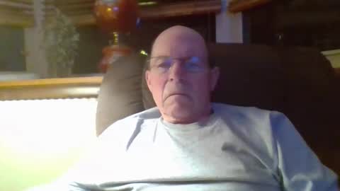 aguynrkfrd online show from 12.14.25