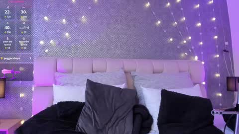 Snapshot of ah_mara chatting on 01.16.25 Ahmara online show from 01.16.25