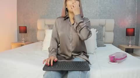 Ahmara  online show from 11.08.25