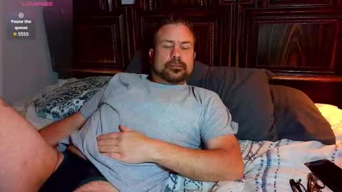 Blue Eyed Handsome Man online show from 02.18.26