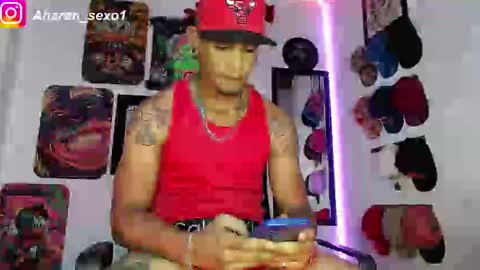 Snapshot of aharon_sexo1 chatting on 01.12.25 Aharon Zamora online show from 01.12.25