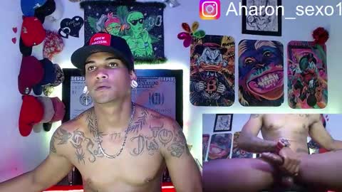 Snapshot of aharon_sexo1 chatting on 03.11.25 Aharon Zamora online show from 03.11.25