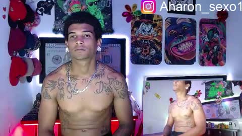 Snapshot of aharon_sexo1 chatting on 03.12.25 Aharon Zamora online show from 03.12.25