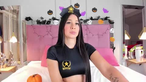 Snapshot of ahincale chatting on 10.31.25 AHINOA online show from 10.31.25