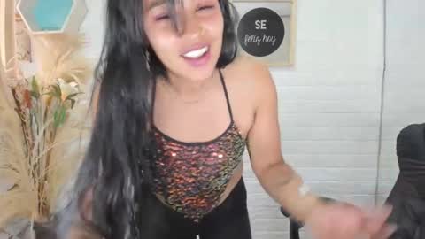 Snapshot of ahisha09 chatting on 01.28.25 Ahisha online show from 01.28.25