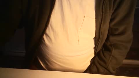 Snapshot of ahmole chatting on 11.13.25 Ole online show from 11.13.25