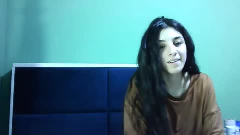 Snapshot of ahotkitty18 chatting on 12.18.24 Selena online show from 12.18.24
