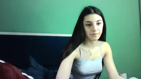 Snapshot of ahotkitty18 chatting on 01.15.25 Selena online show from 01.15.25