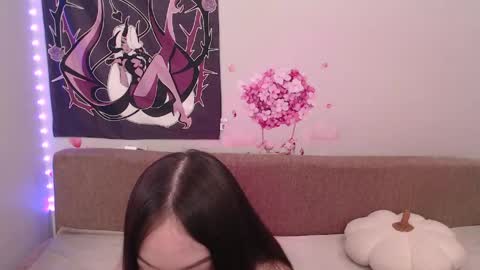 Snapshot of ahristellar chatting on 05.16.26 Ahri online show from 05.16.26
