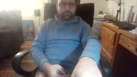 Snapshot of ahskeetskeet chatting on 11.11.25 ahskeetskeet online show from 11.11.25