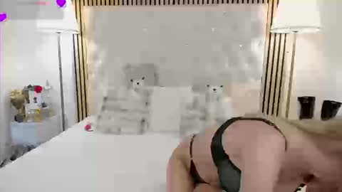 Sarah online show from 03.13.26