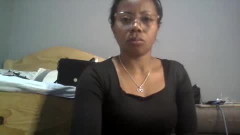 Aicha boobs online show from 09.18.25