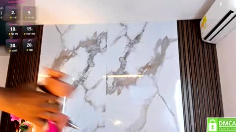 Snapshot of aidaadams chatting on 01.24.25 Aida online show from 01.24.25