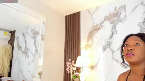 Snapshot of aidaadams chatting on 02.09.25 Aida online show from 02.09.25