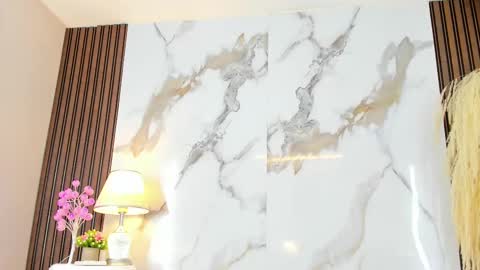 Snapshot of aidaadams chatting on 02.15.25 Aida online show from 02.15.25