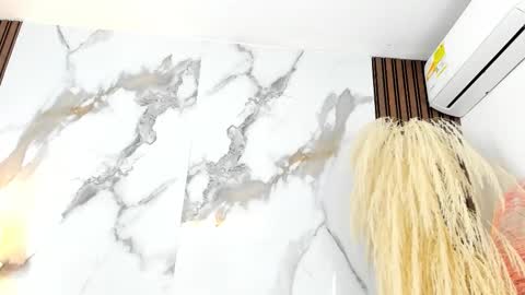 Snapshot of aidaadams chatting on 02.23.25 Aida online show from 02.23.25