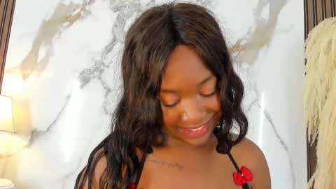 Snapshot of aidaadams chatting on 03.06.25 Aida online show from 03.06.25