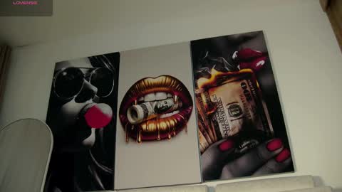 Snapshot of aidaadams chatting on 09.18.25 Aida online show from 09.18.25