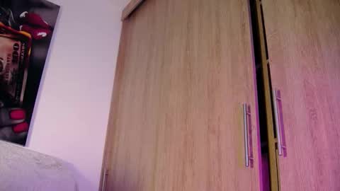 Snapshot of aidaadams chatting on 09.29.25 Aida online show from 09.29.25