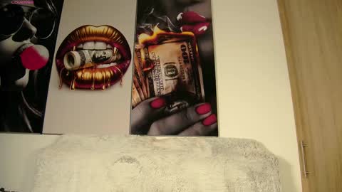 Snapshot of aidaadams chatting on 10.11.25 Aida online show from 10.11.25