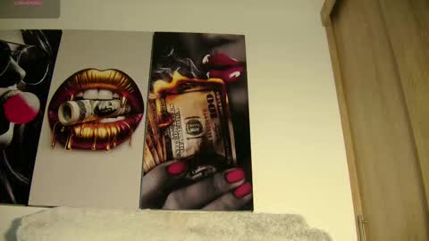 Snapshot of aidaadams chatting on 10.12.25 Aida online show from 10.12.25