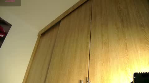 Snapshot of aidaadams chatting on 10.13.25 Aida online show from 10.13.25