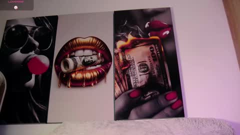 Snapshot of aidaadams chatting on 10.15.25 Aida online show from 10.15.25