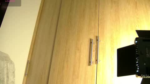 Snapshot of aidaadams chatting on 10.26.25 Aida online show from 10.26.25