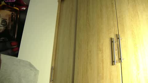 Snapshot of aidaadams chatting on 11.03.25 Aida online show from 11.03.25