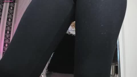 Snapshot of aidasina chatting on 11.03.25 aidasina online show from 11.03.25