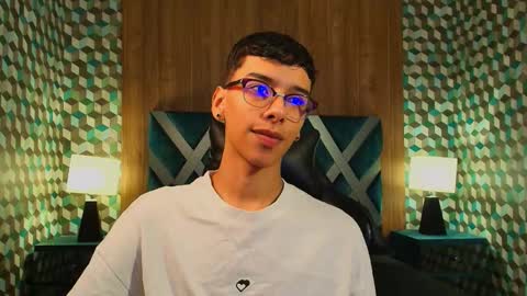 aiden_royce online show from 11.02.25