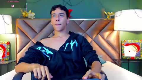 aiden_royce online show from 12.18.25