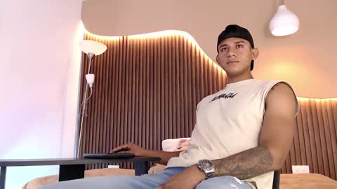 Aiden online show from 09.19.25