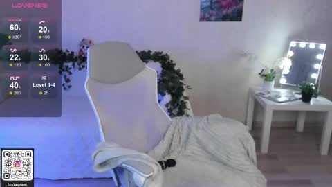 Lynn online show from 11.16.25