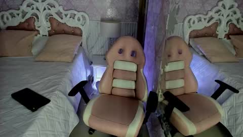   online show from 11.26.25