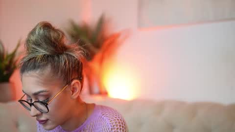 Snapshot of aileenaxa chatting on 10.07.25 Aileen online show from 10.07.25