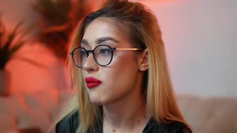 Snapshot of aileenaxa chatting on 02.23.26 Aileen online show from 02.23.26