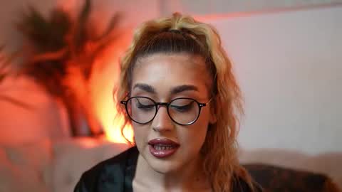 Snapshot of aileenaxa chatting on 02.26.26 Aileen online show from 02.26.26