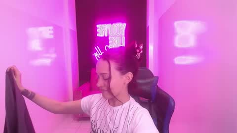 Ailen online show from 12.04.24