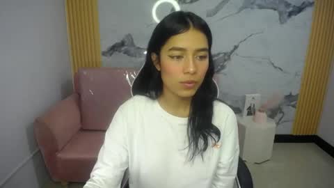 Snapshot of ailyn_ch1 chatting on 06.08.26 ailyn_ch1 online show from 06.08.26